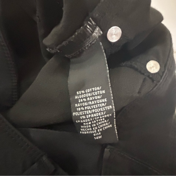 NWT 1822 Denim Women's Contour Black Skinny Jeans sz 14 crop 28” inseam - Picture 9 of 14